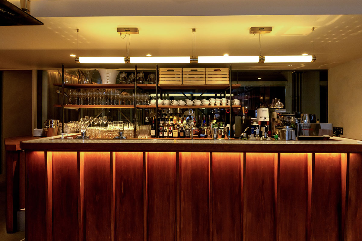 cafe terrace & bistro Queency8